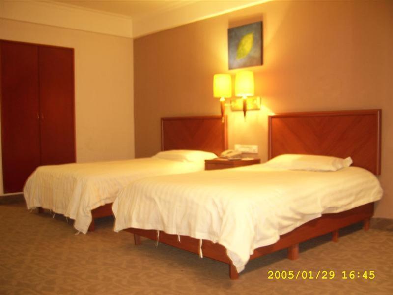 Greentree Inn Dongguan Houjie Business Hotel Δωμάτιο φωτογραφία